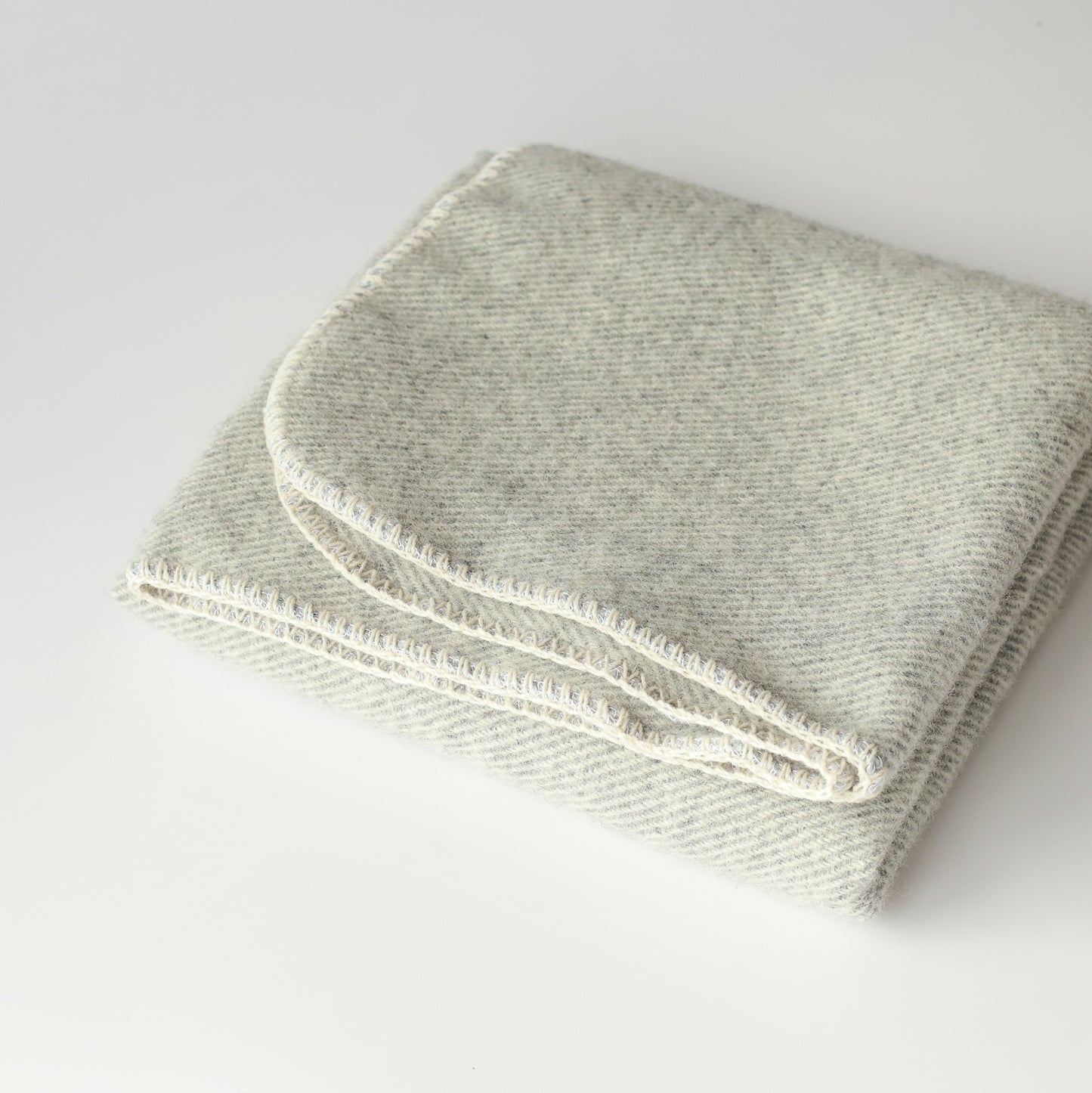 Luxury 100% Wool Blankets