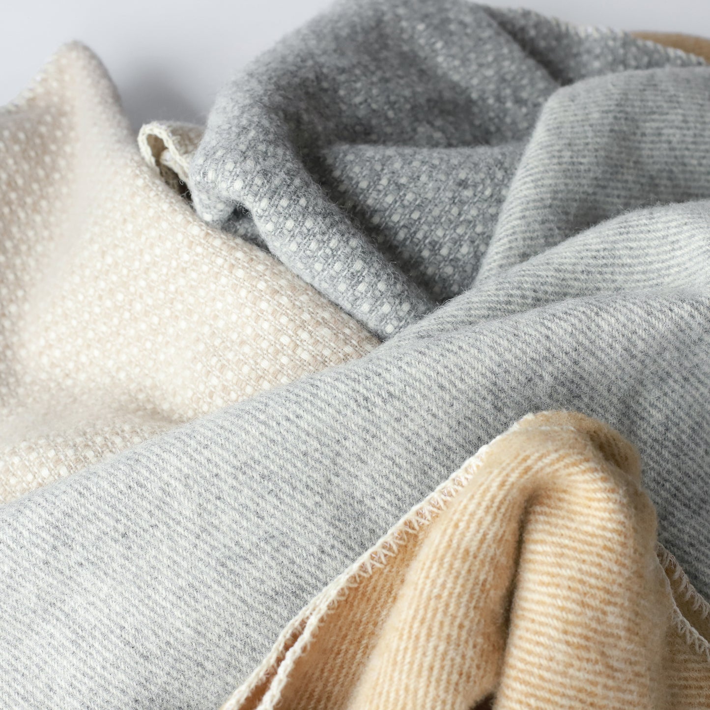 Luxury 100% Wool Blankets